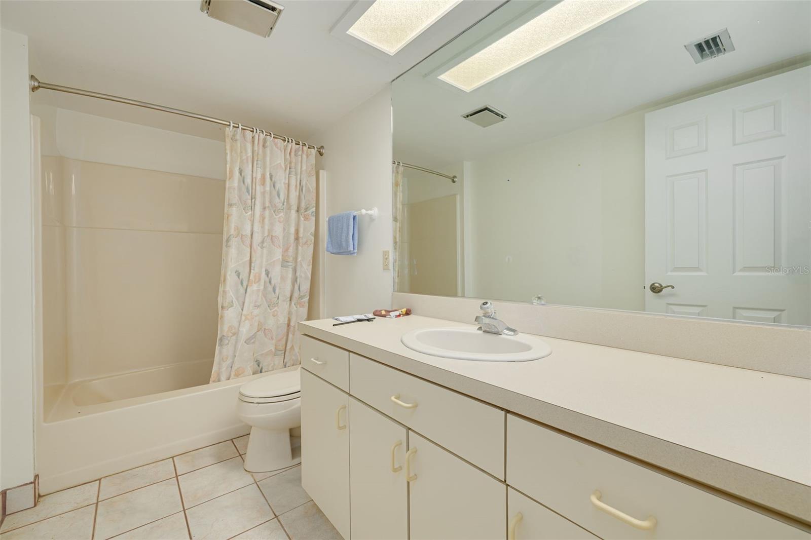 BAYWAY ISLES - Residential