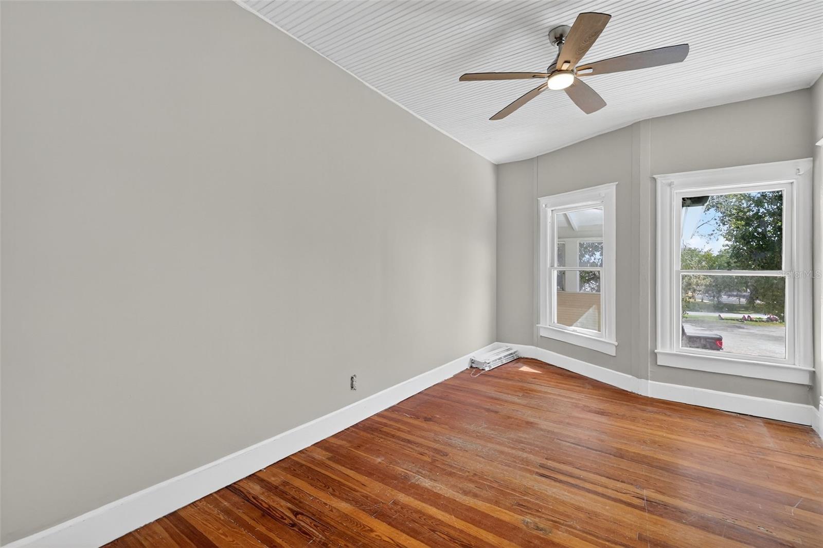 GROVELAND ANDERSONS SUB - Commercial Sale