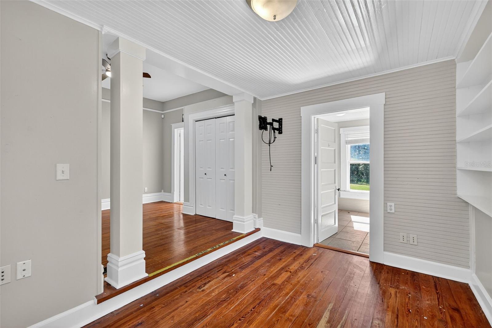 GROVELAND ANDERSONS SUB - Commercial Sale