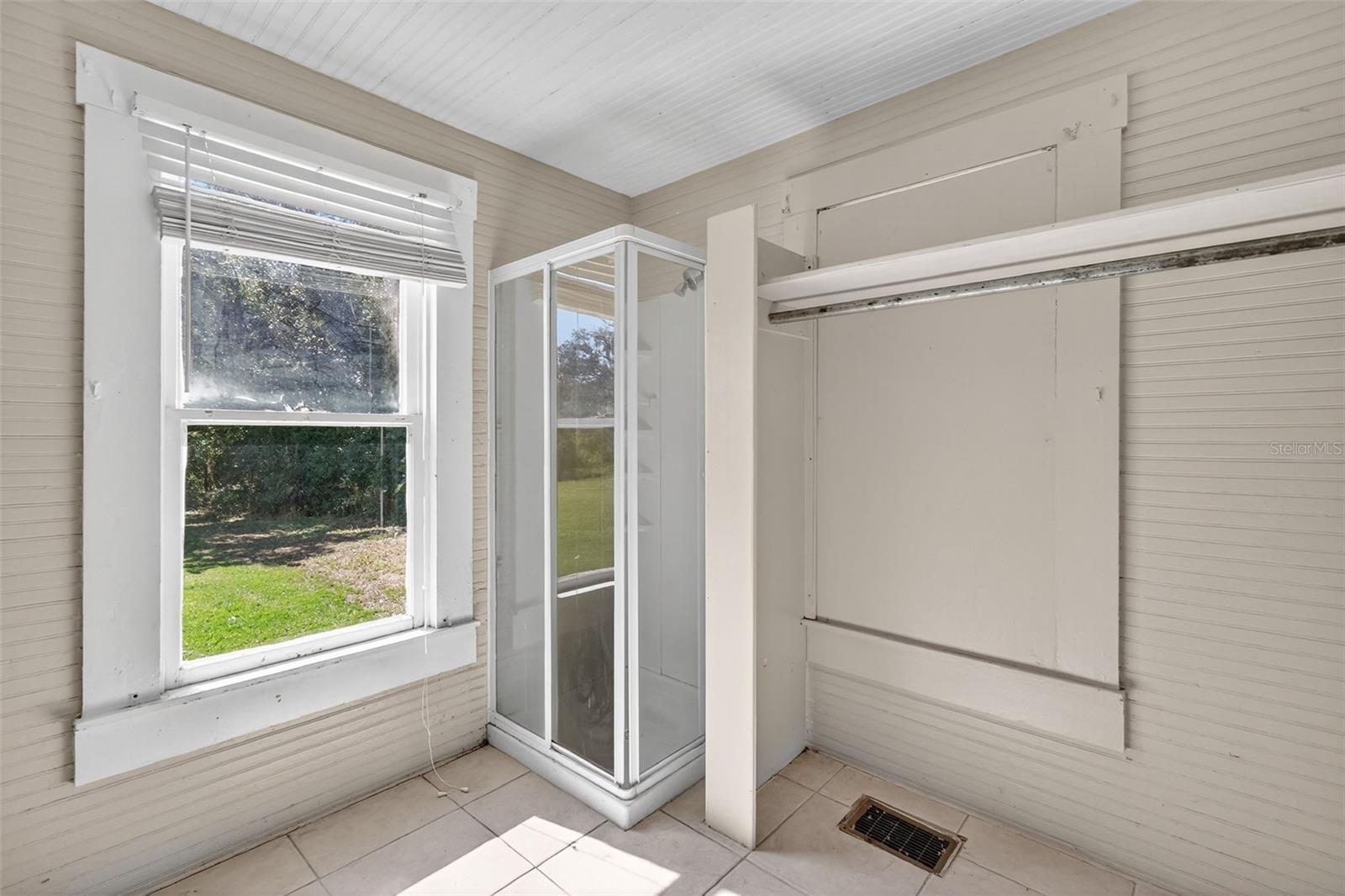 GROVELAND ANDERSONS SUB - Commercial Sale