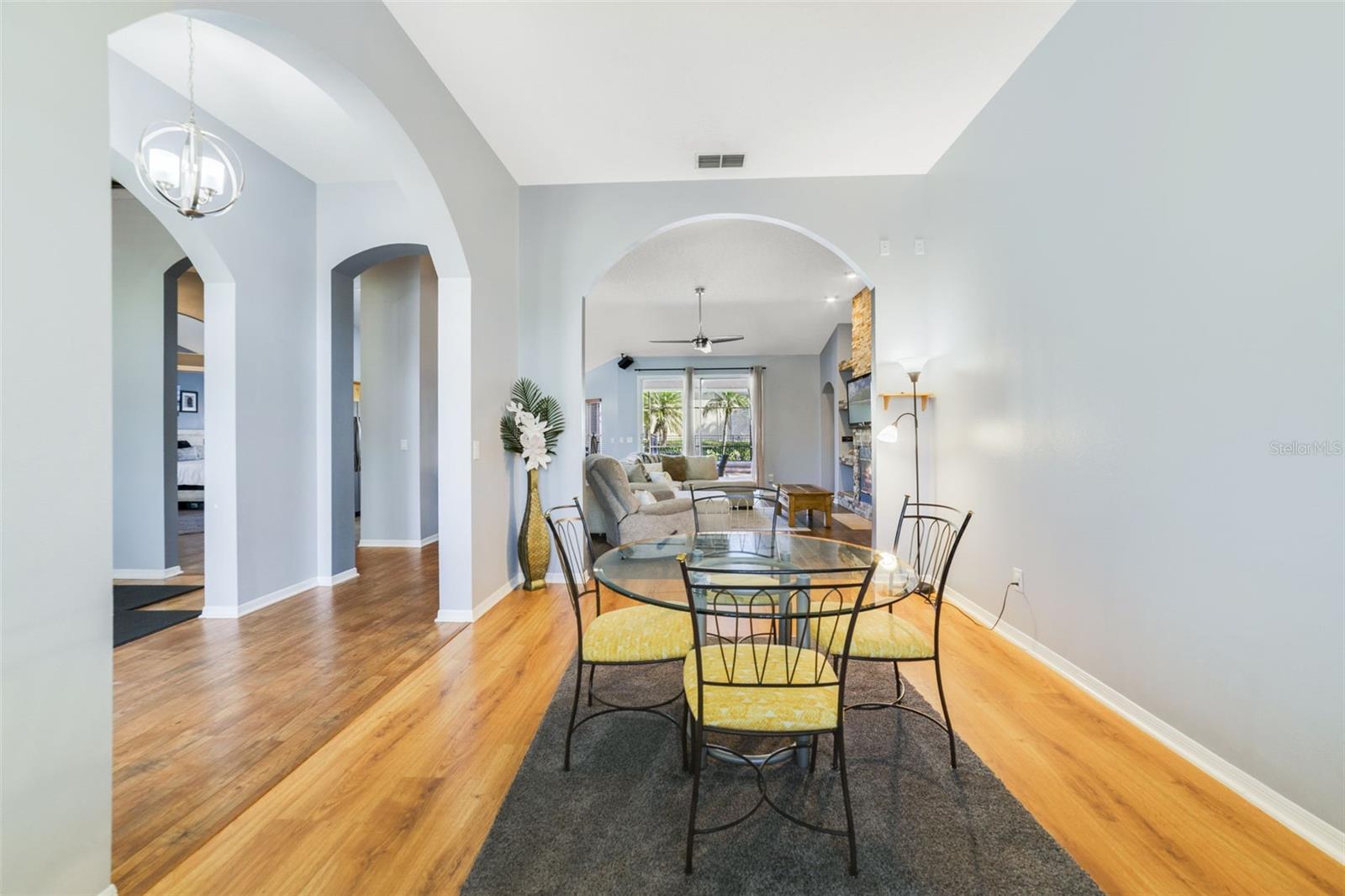 14301 ROXSHIRE DRIVE