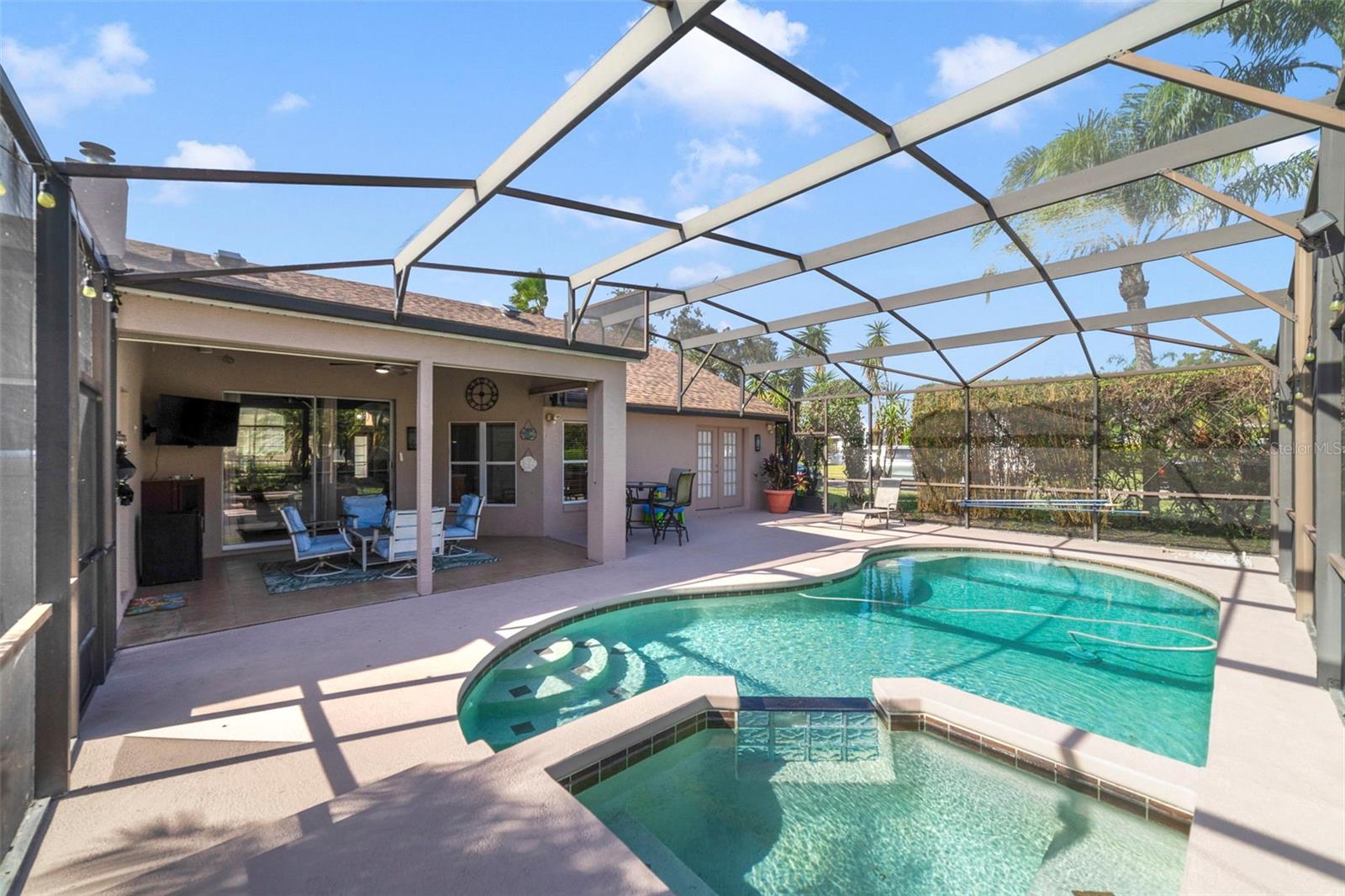 14301 ROXSHIRE DRIVE