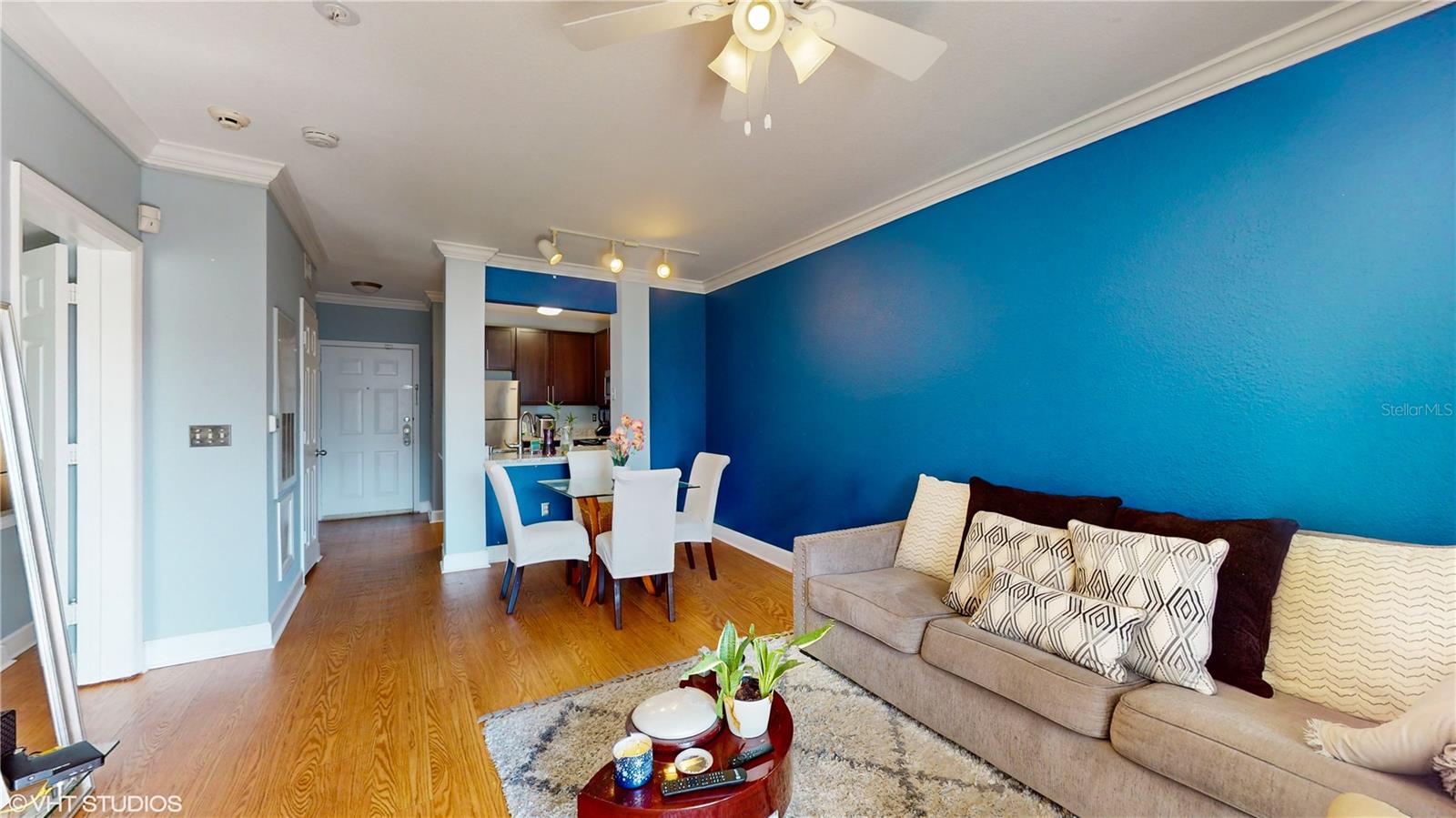 300 E SOUTH STREET 6003