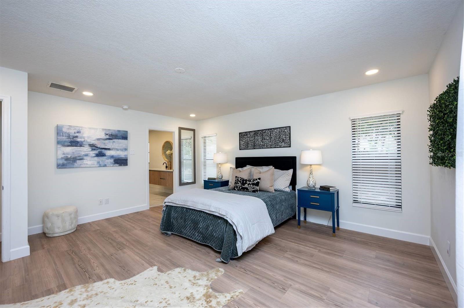 CARROLLWOOD VILLAGE - Residential