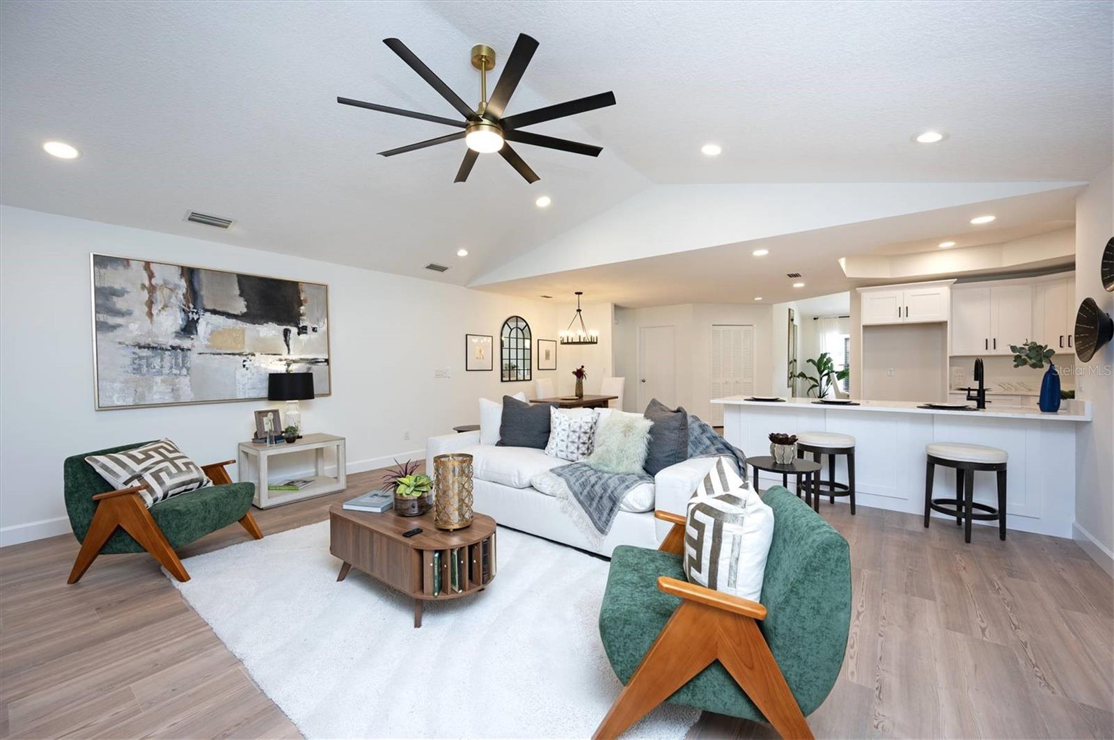 CARROLLWOOD VILLAGE - Residential