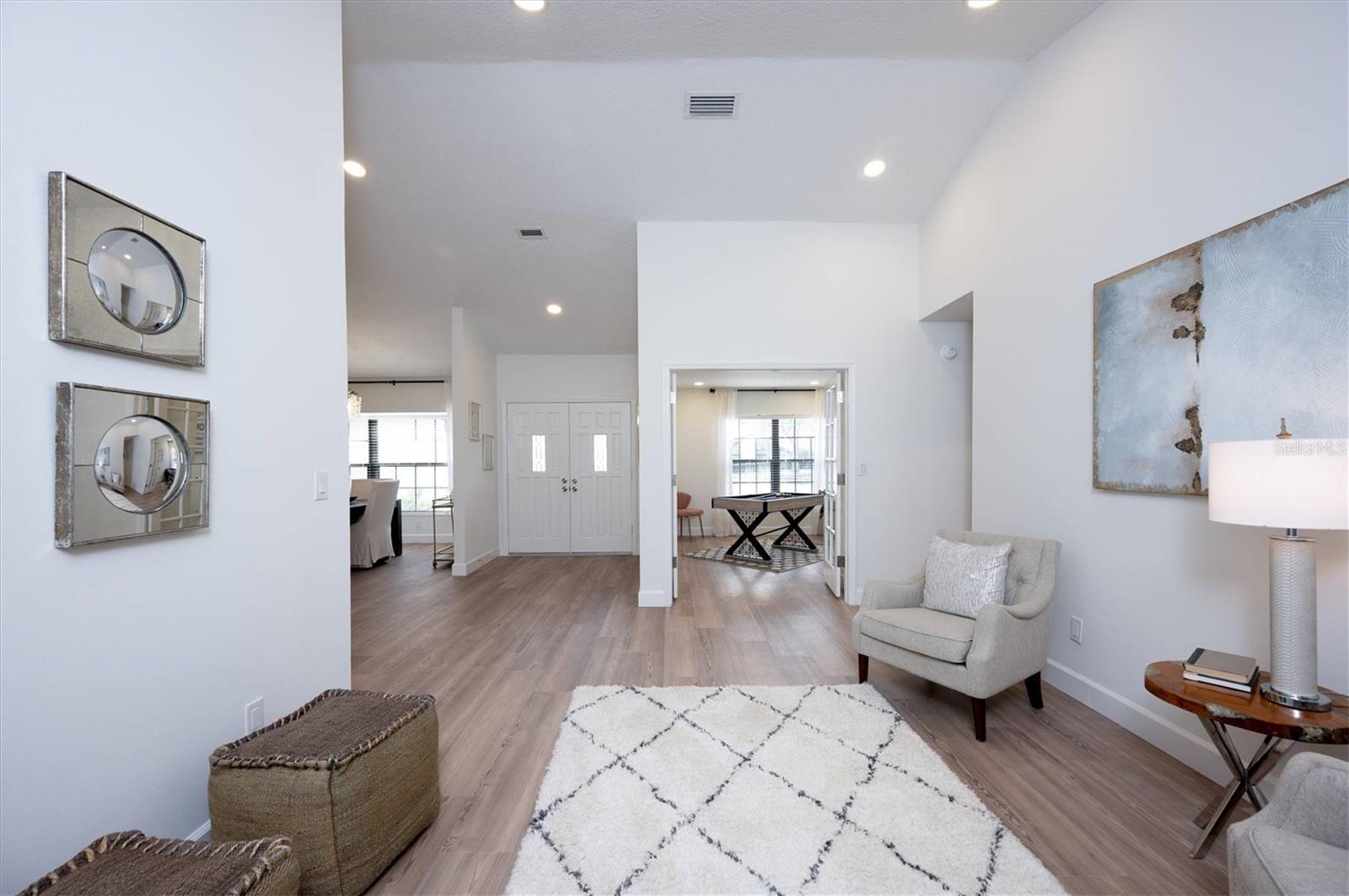 CARROLLWOOD VILLAGE - Residential