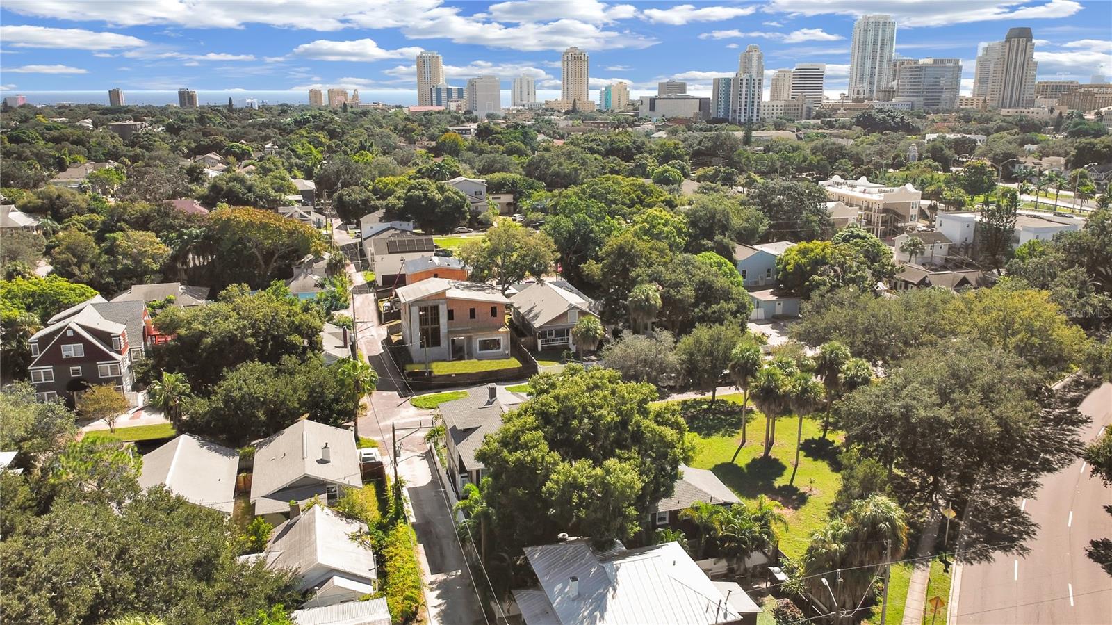 GLOVERS THOS - Residential Lease