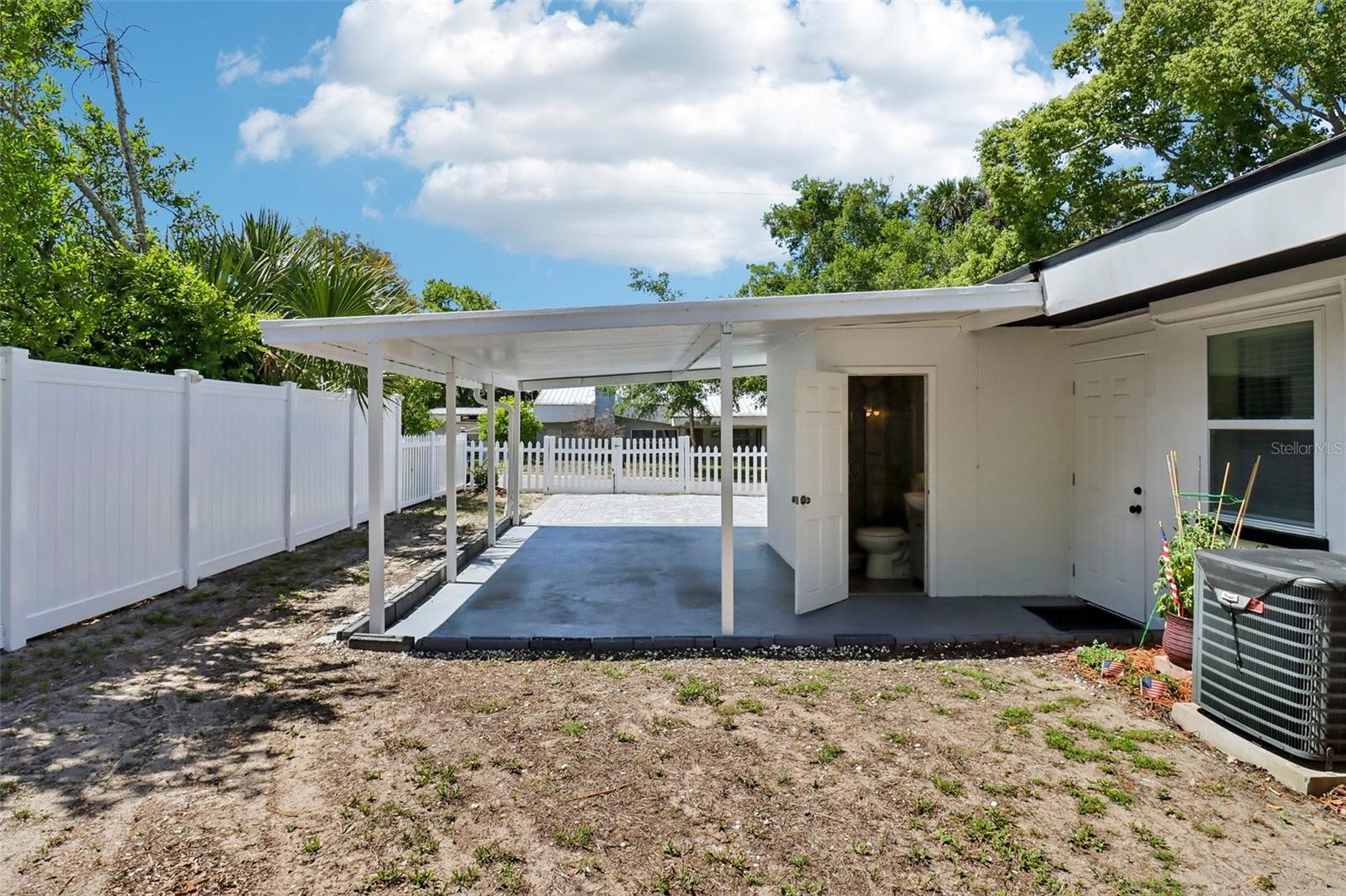 HAND TR FITCH GRANT - Residential