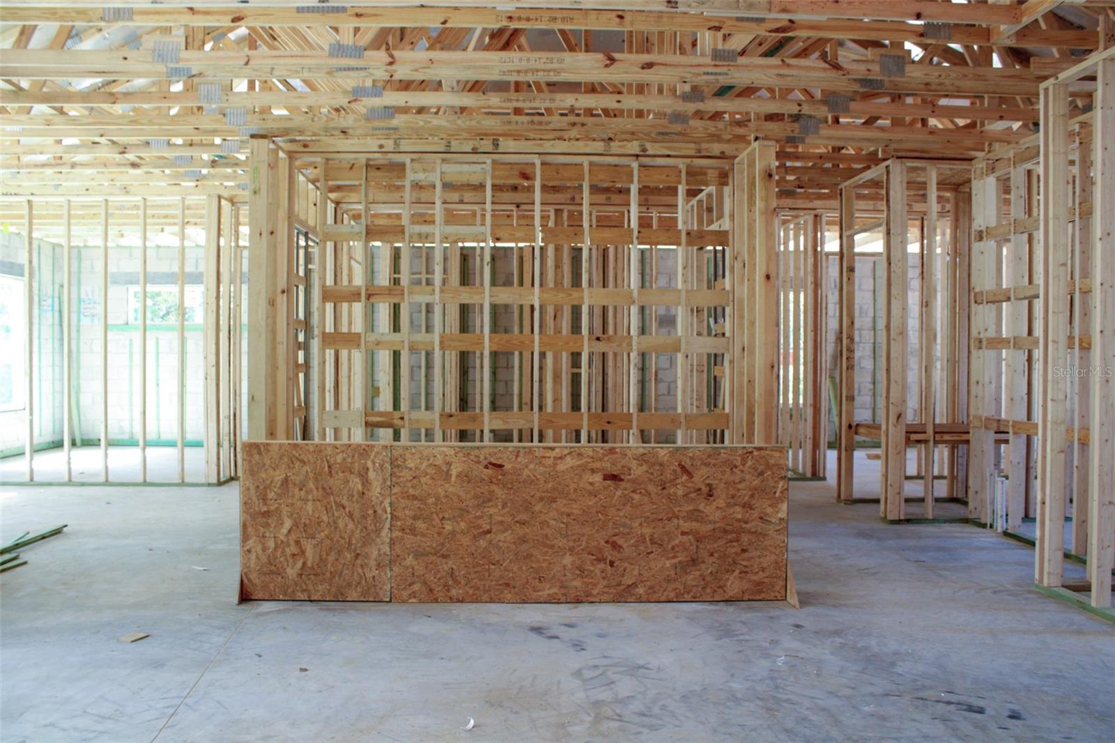 3818 W BIRDS NEST DRIVE