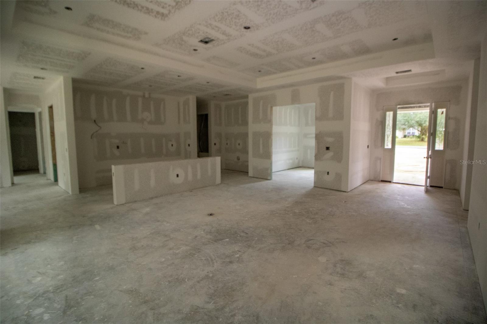 3818 W BIRDS NEST DRIVE