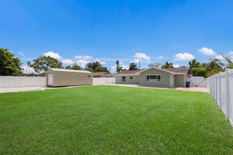 A home in BRADENTON