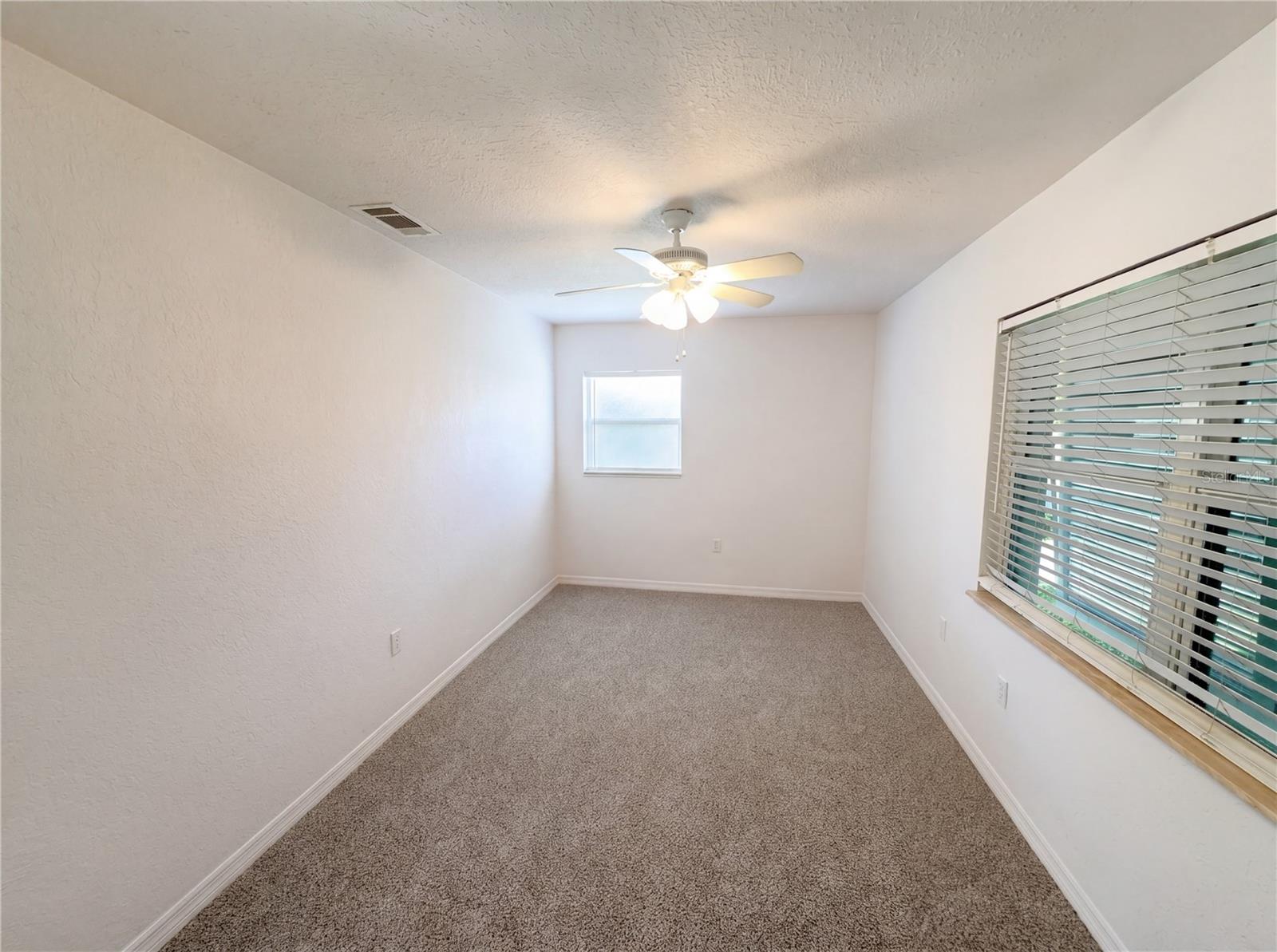 HAMPTON HOMES UNIT 03 - Residential