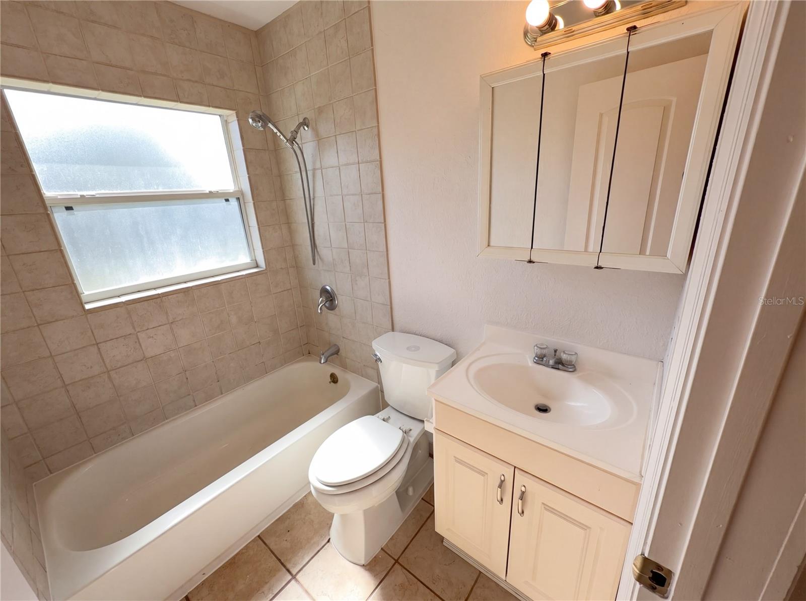 HAMPTON HOMES UNIT 03 - Residential