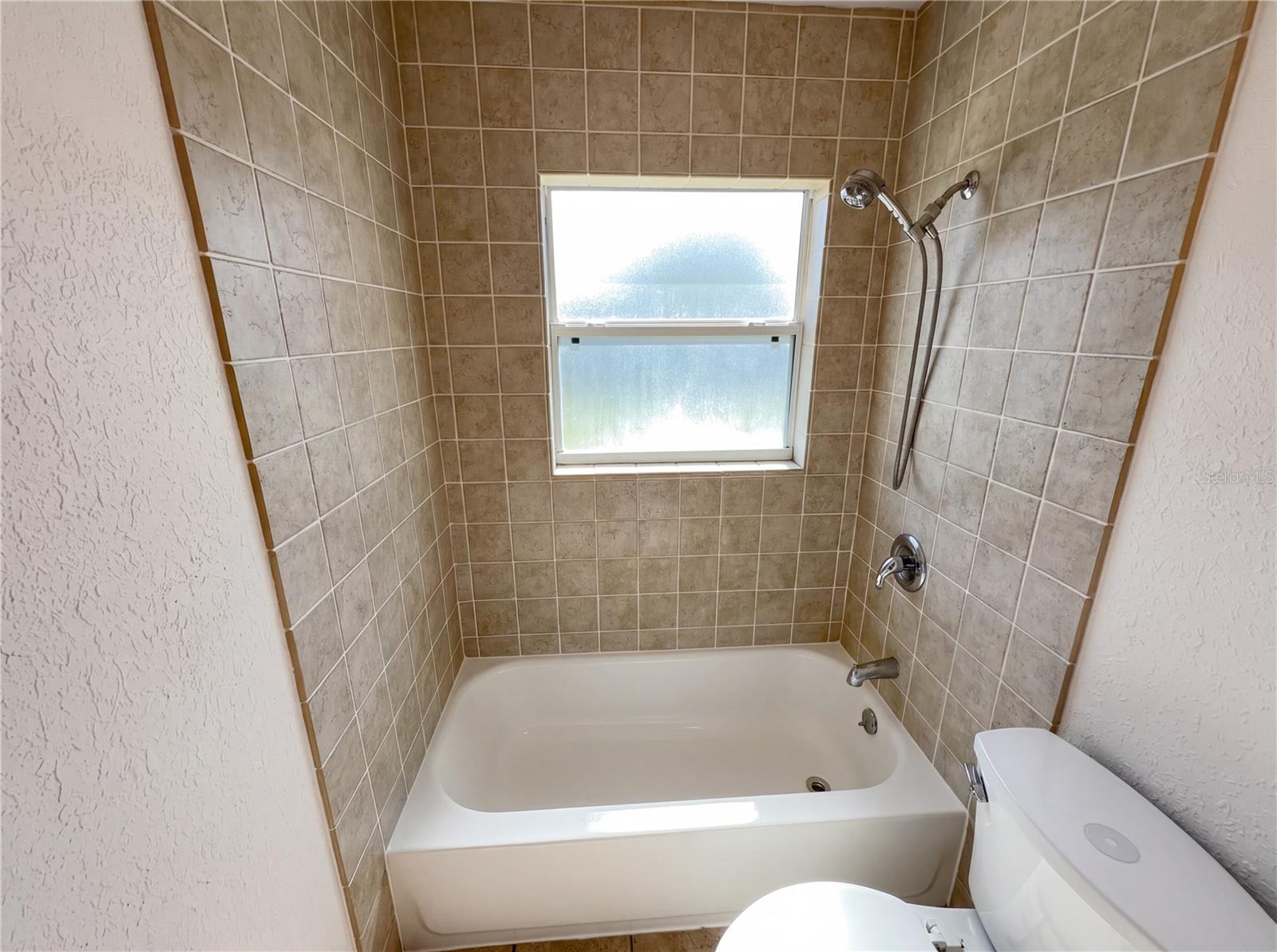 HAMPTON HOMES UNIT 03 - Residential