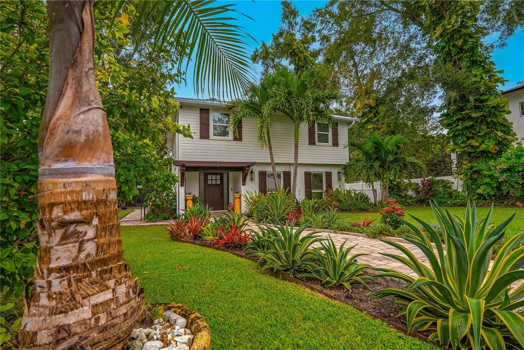Photo of 8020 Sharon Drive, Tampa, FL 33617 (MLS # TB8437958)