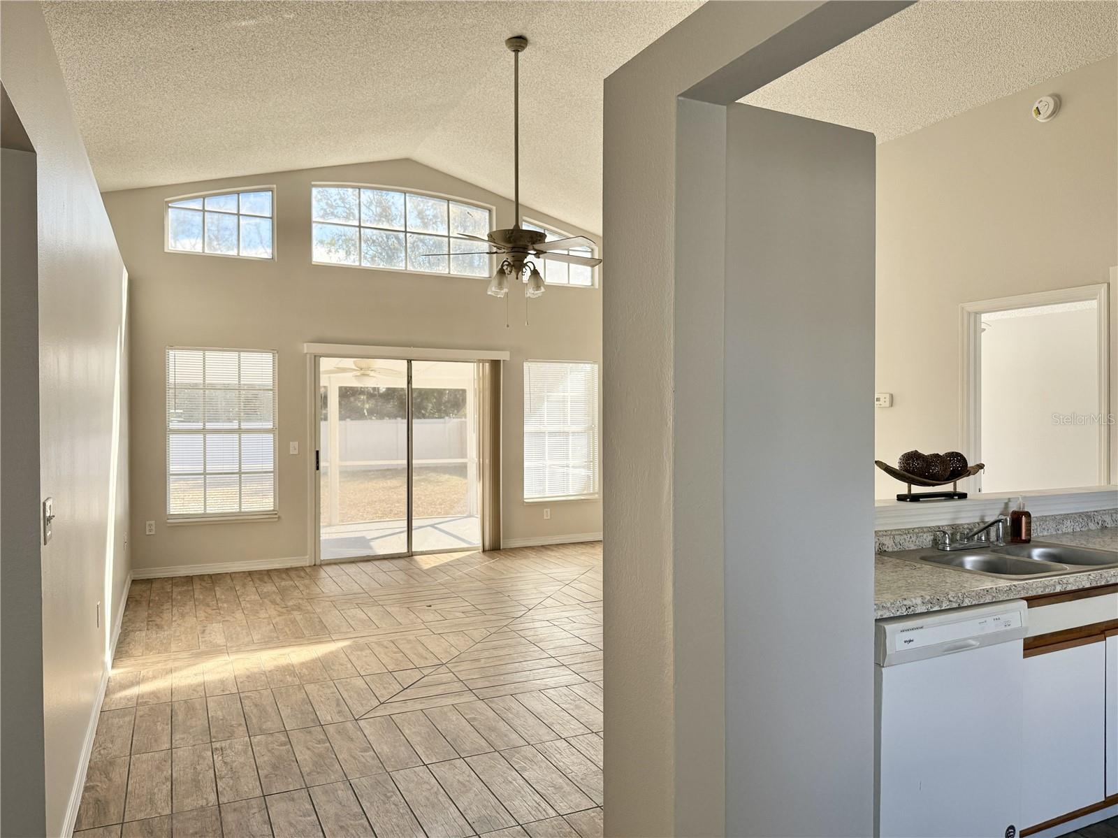 CRISTINA PHASE - Residential