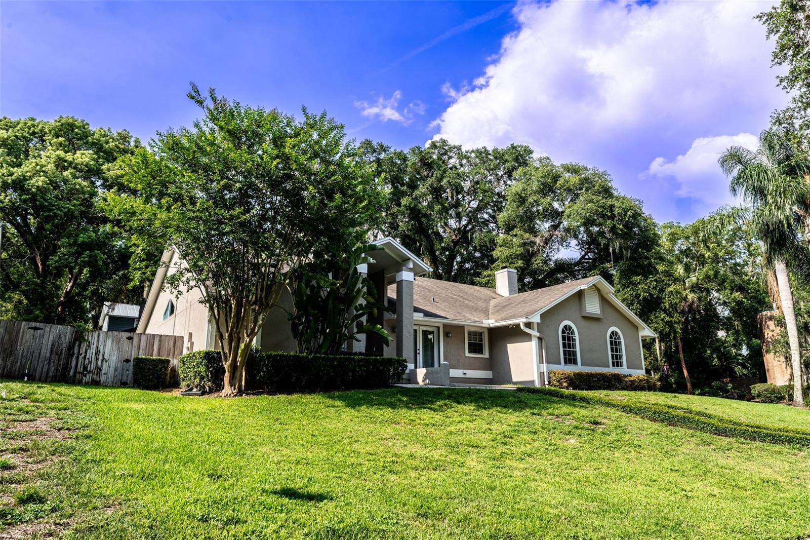 681 GREYWOOD DRIVE