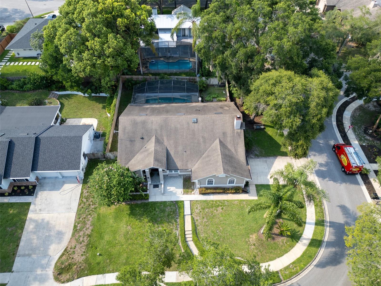 ALTAMONTE OAKS - Residential