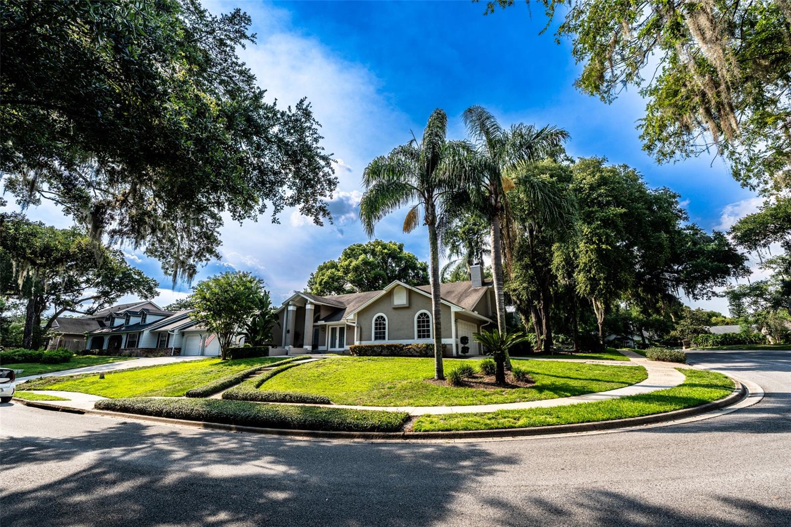 681 GREYWOOD DRIVE