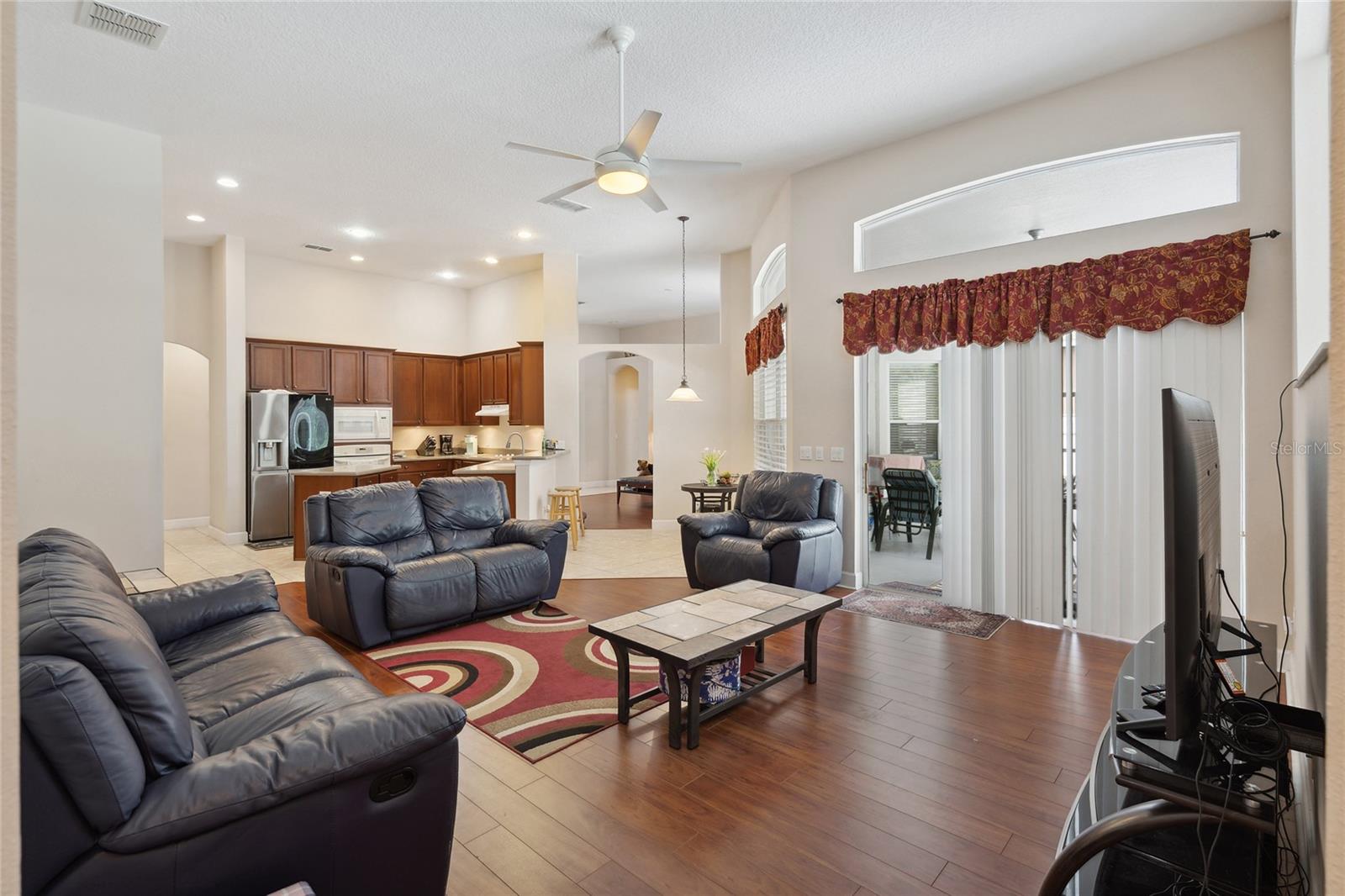 BARRINGTON ESTATES - Residential