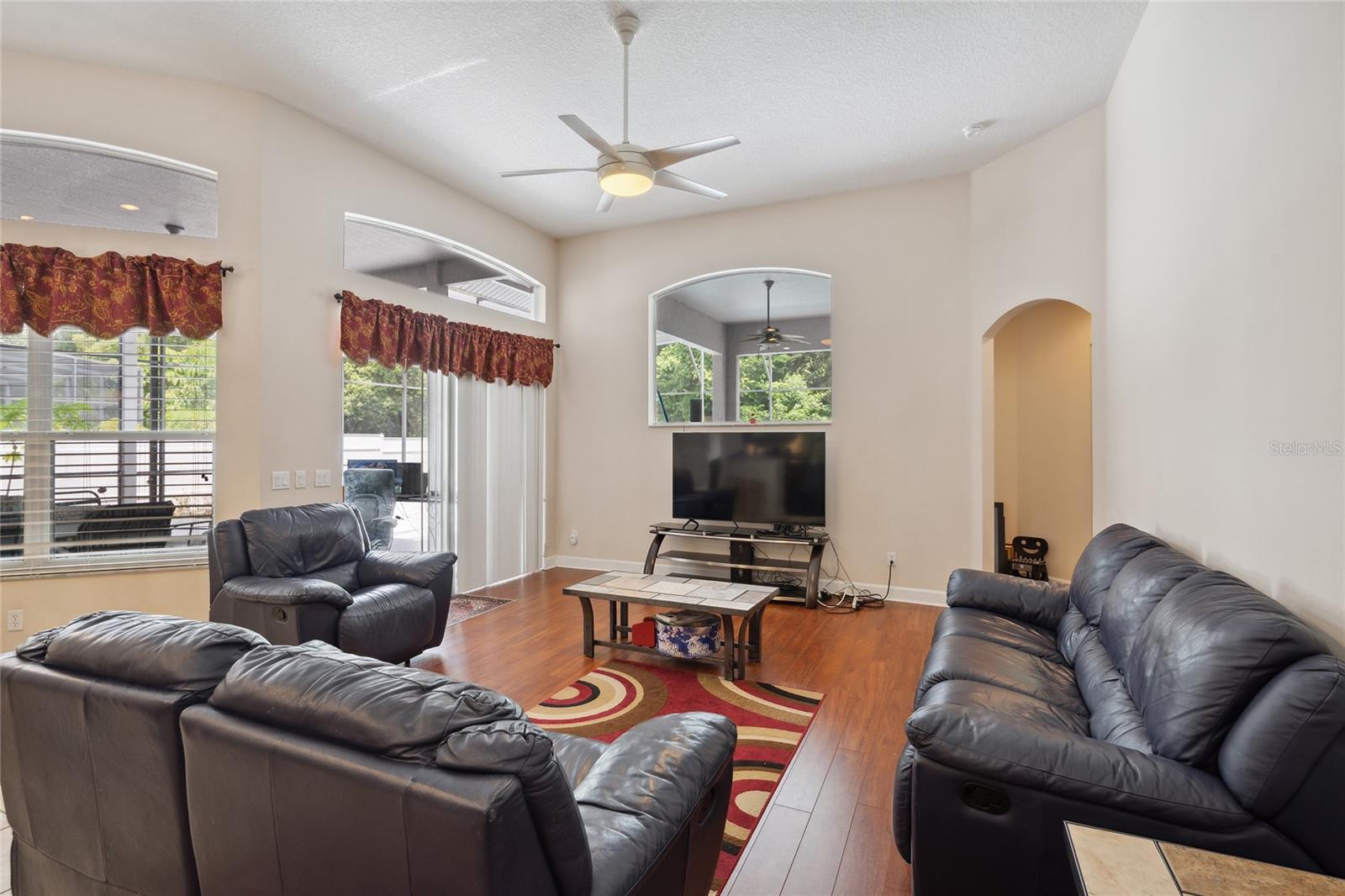 BARRINGTON ESTATES - Residential