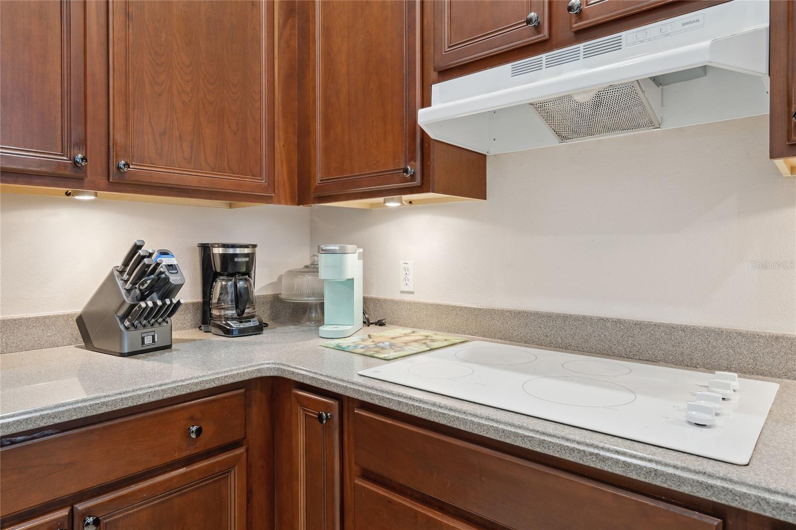 BARRINGTON ESTATES - Residential