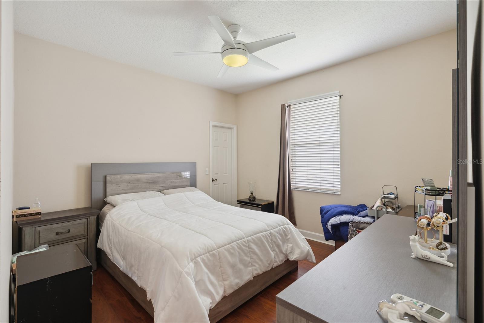 BARRINGTON ESTATES - Residential