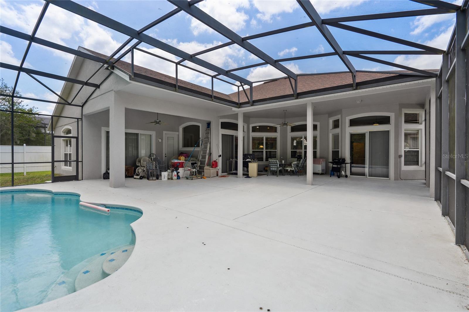 BARRINGTON ESTATES - Residential