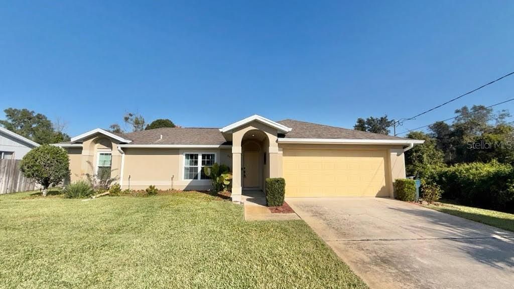 Photo of 2471 Oleander Road, Deland, FL 32724 (MLS # O6364657)