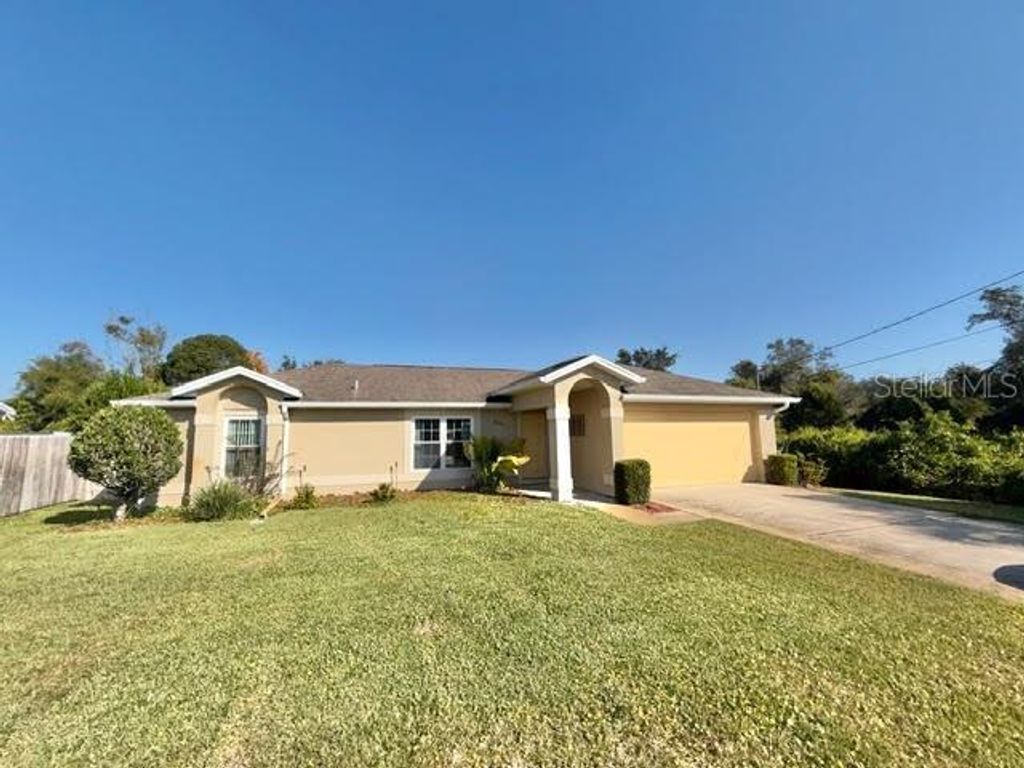 Photo of 2471 Oleander Road, Deland, FL 32724 (MLS # O6364657)