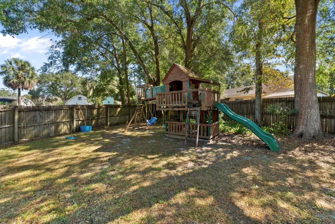 SILVER ROSE PH 02 - Residential