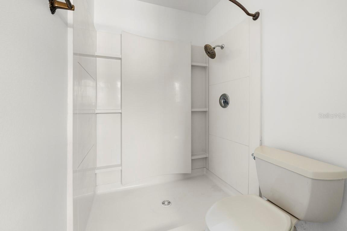 SILVER ROSE PH 02 - Residential