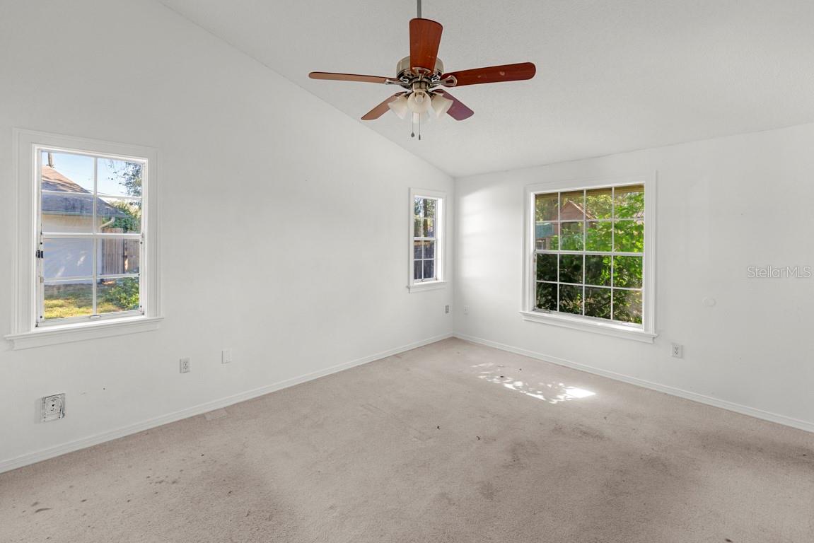 SILVER ROSE PH 02 - Residential