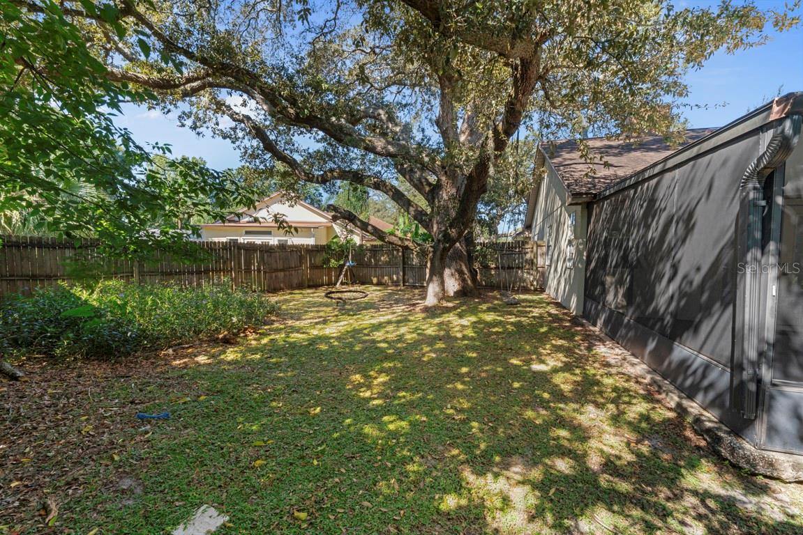 SILVER ROSE PH 02 - Residential