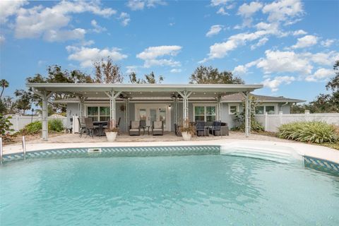 A home in DELAND