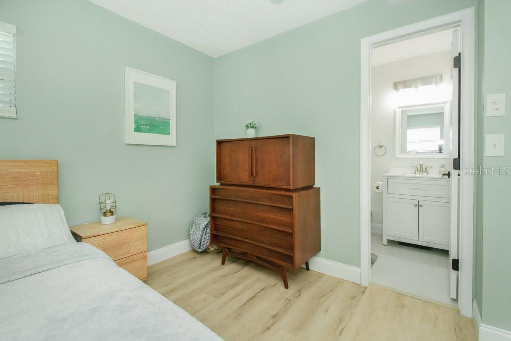 RIDGEWOOD - Residential