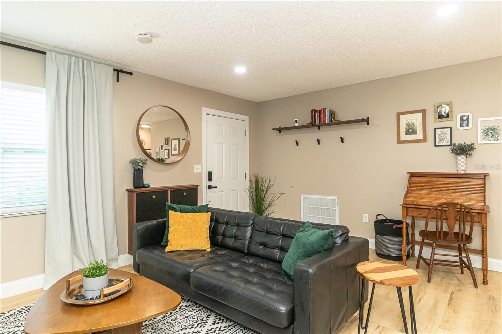 RIDGEWOOD - Residential