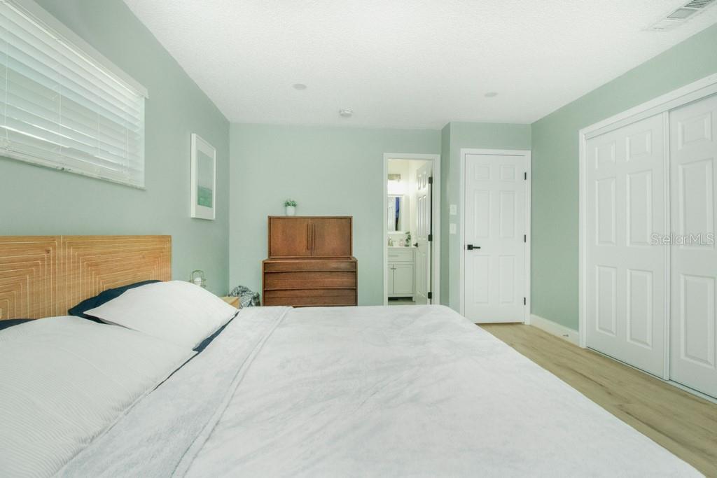 RIDGEWOOD - Residential