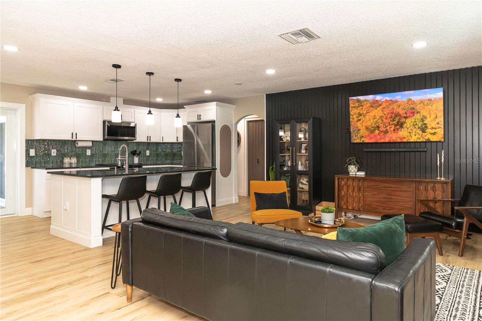 RIDGEWOOD - Residential