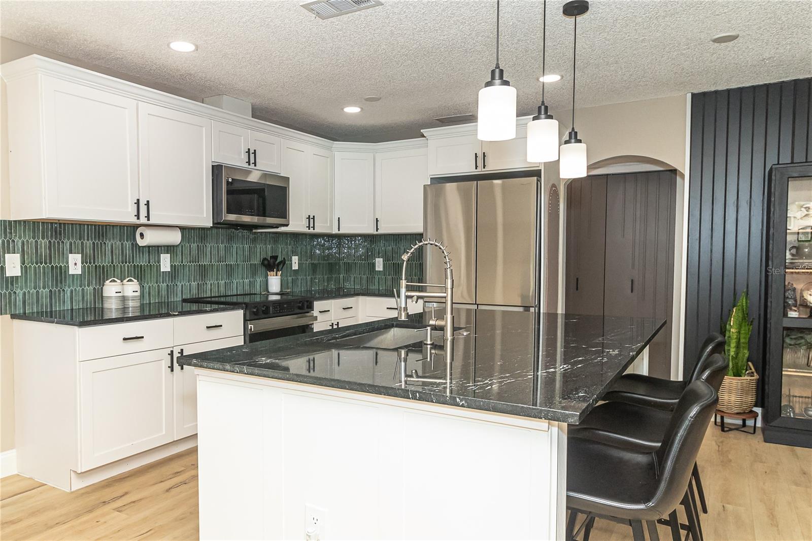 RIDGEWOOD - Residential