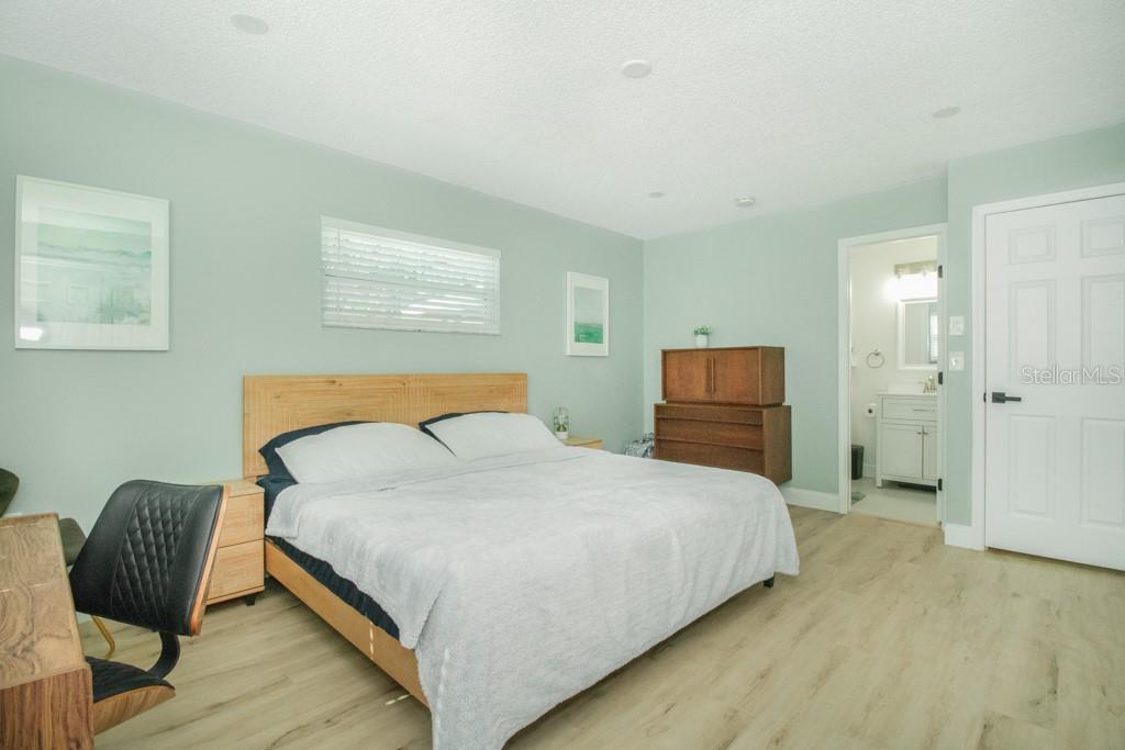 RIDGEWOOD - Residential