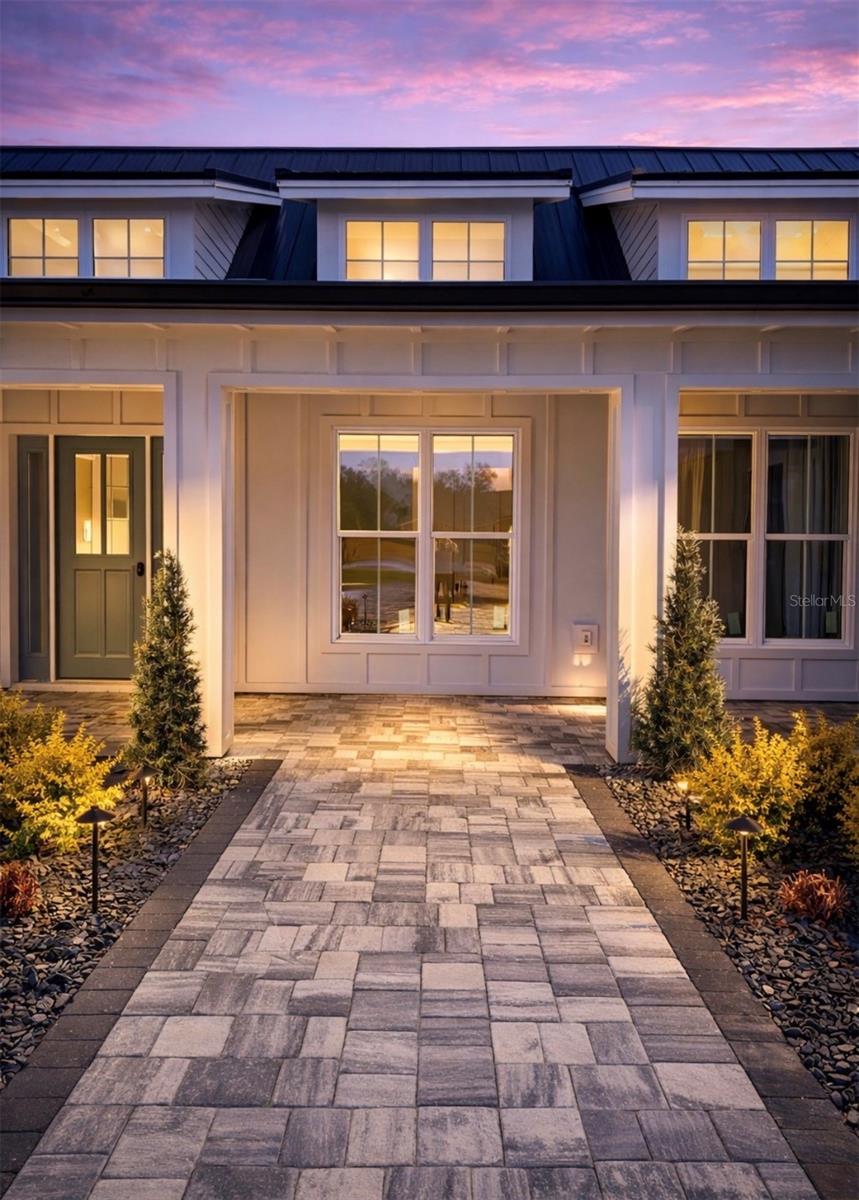 825 PHEASANT RUN COURT W