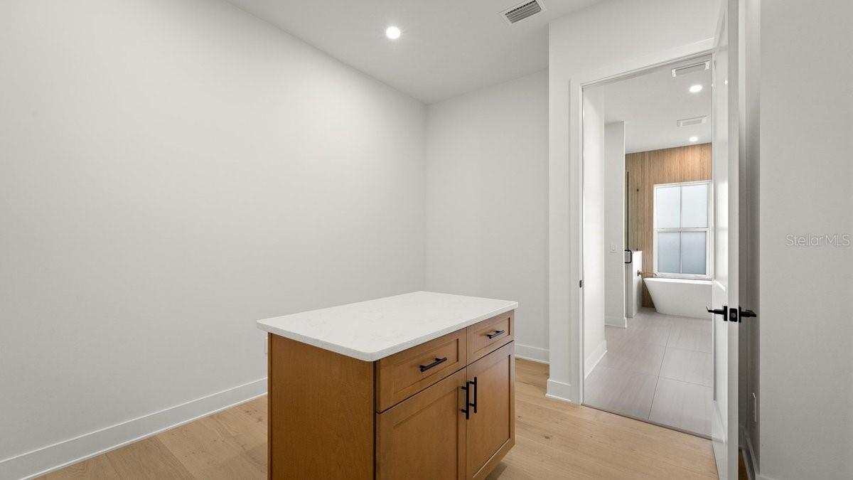 PHEASANT RUN WEST - Residential