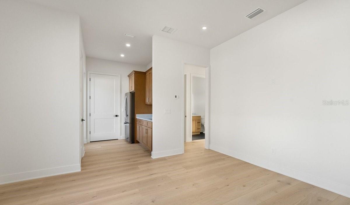 PHEASANT RUN WEST - Residential