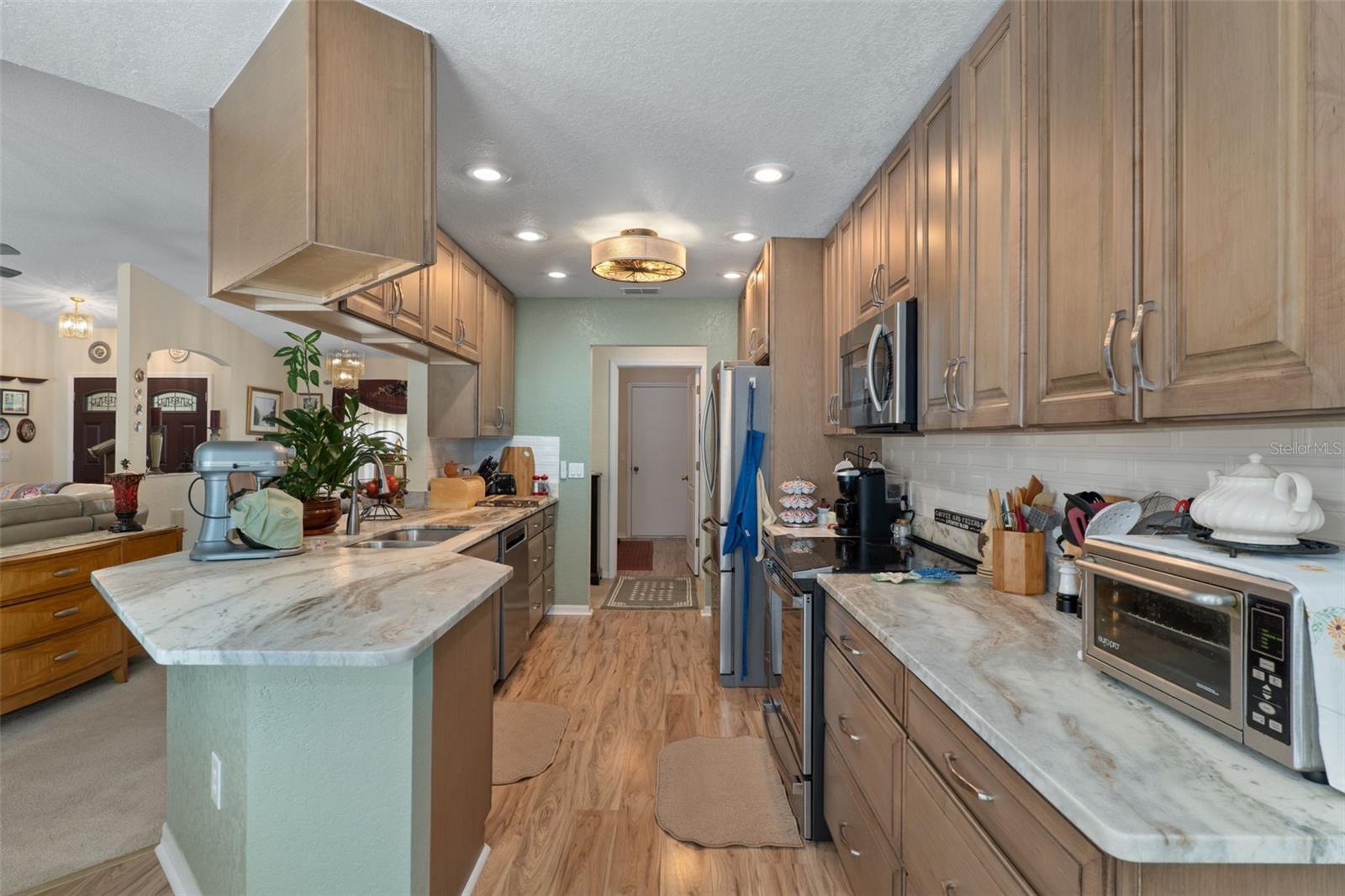 SPRING HILL - Residential