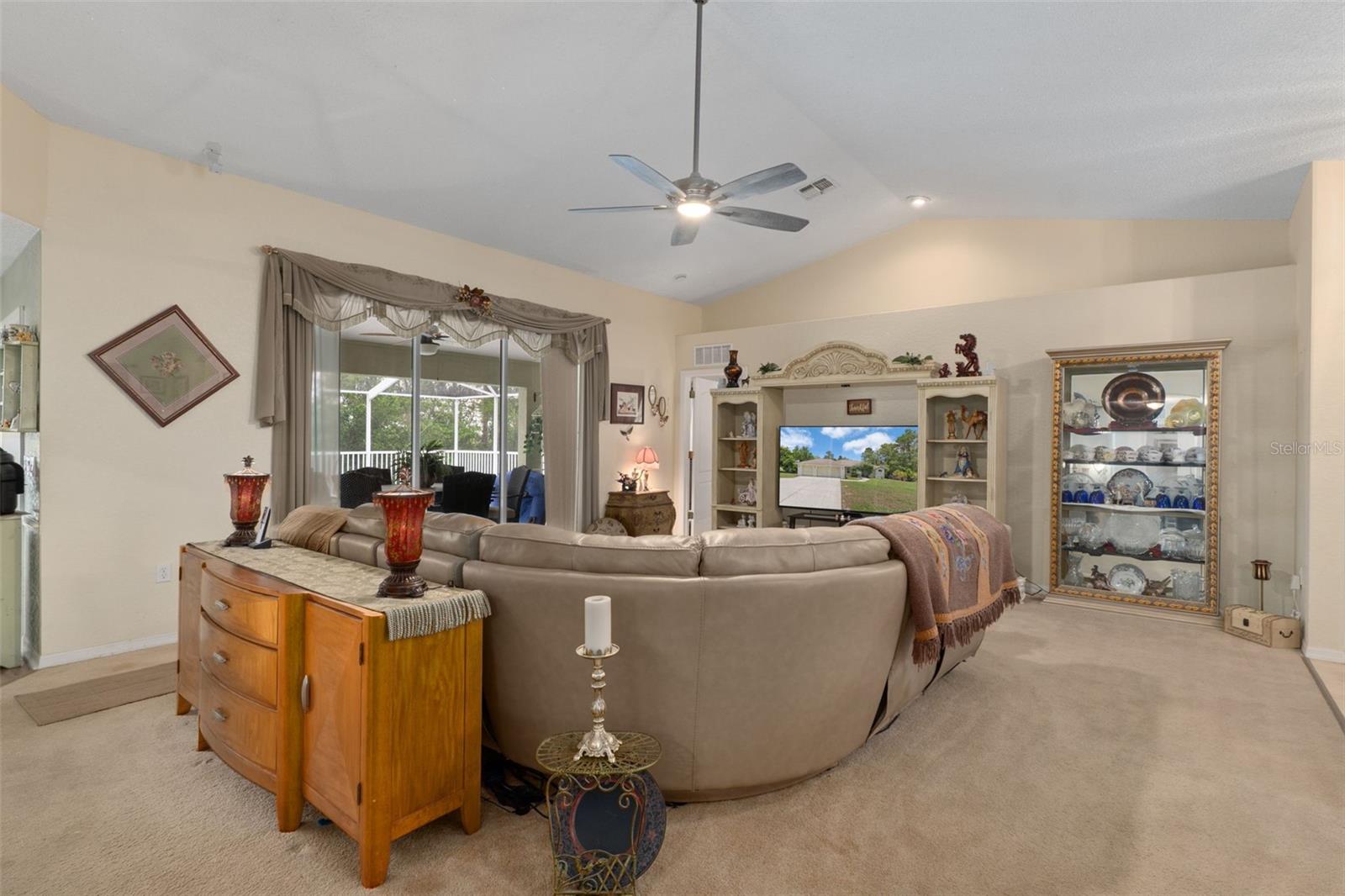 SPRING HILL - Residential