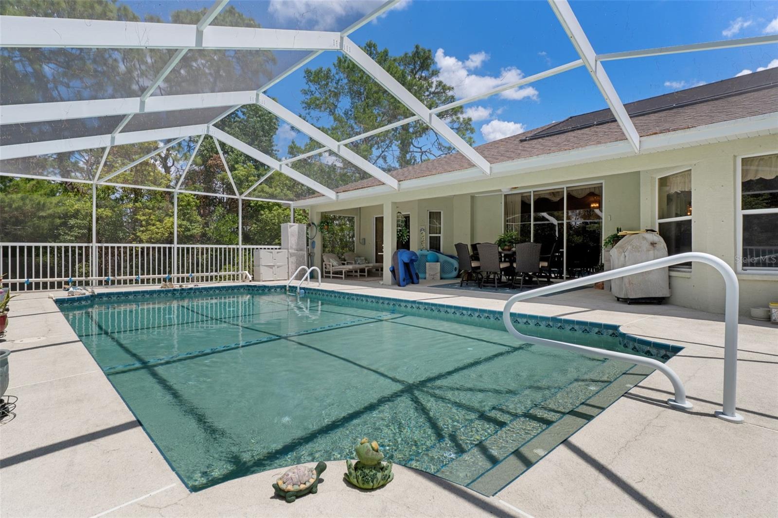 SPRING HILL - Residential