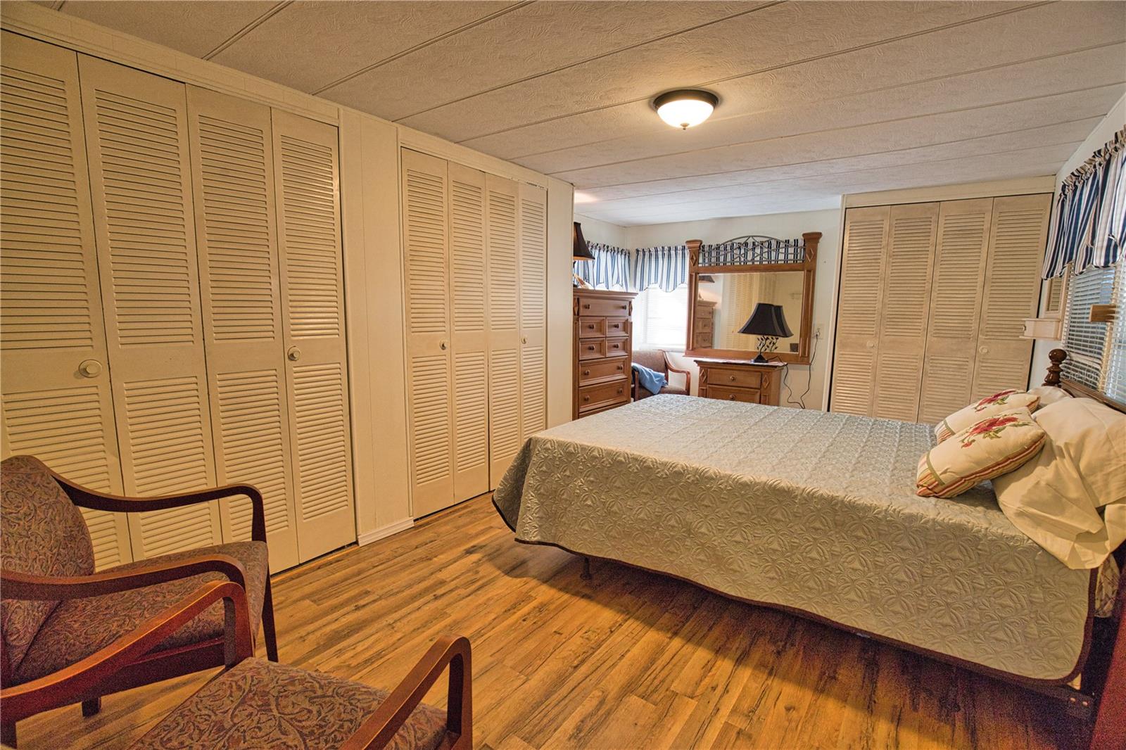 OAK GROVE - Residential