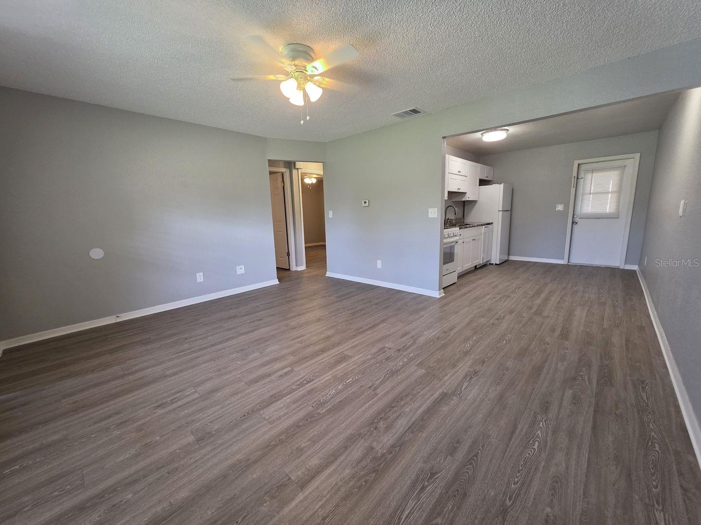 BARDMOOR VILLAS - Residential Lease