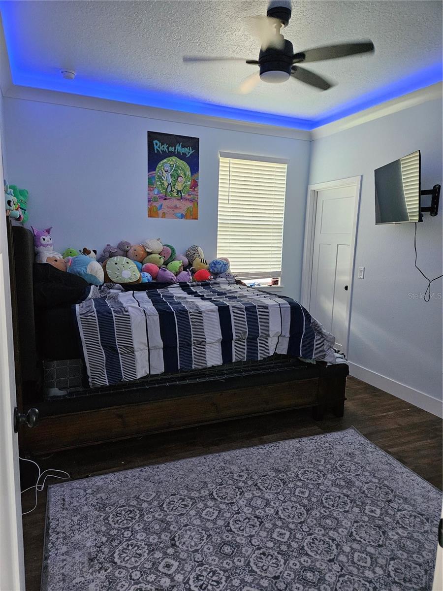 BLUE SPGS PARK - Residential